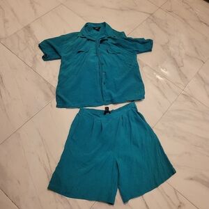 100% SILK Teal Button-Up Shirt and Shorts Set